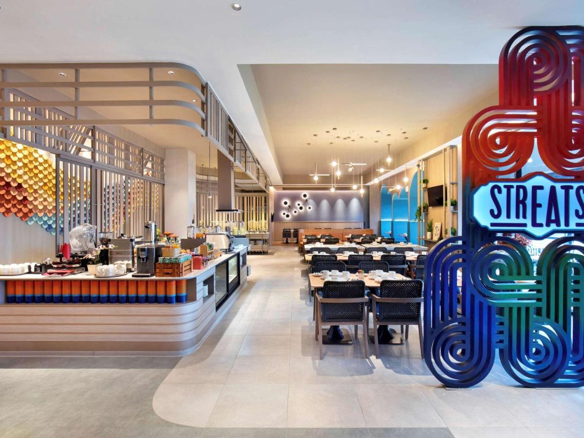 Отель Ibis Styles Semarang Simpang Lima Экстерьер фото
